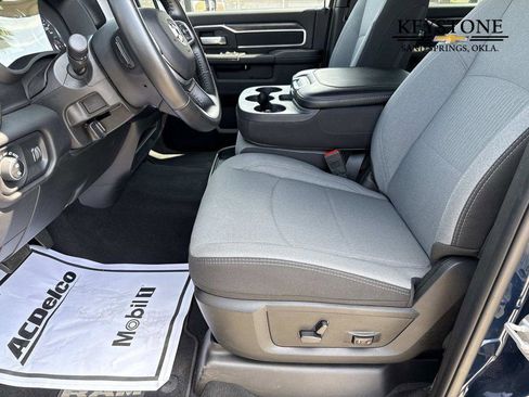 Used 2024 RAM 2500 Big Horn w/ Bed Utility Group image 9