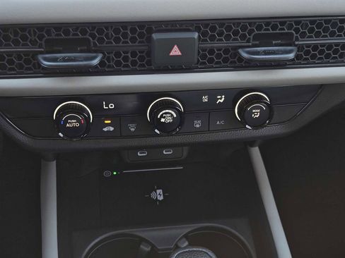 Used 2026 Honda HR-V LX image 18