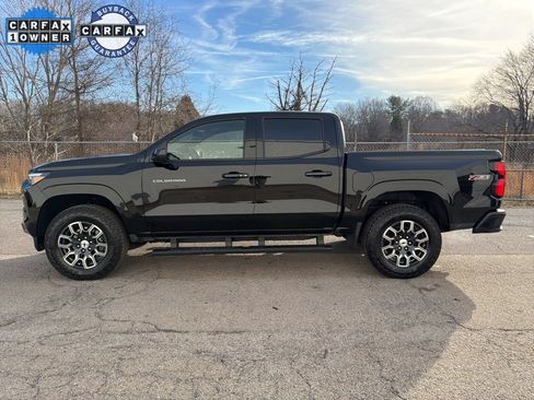 Used 2025 Chevrolet Colorado Z71 w/ Technology Package image 5