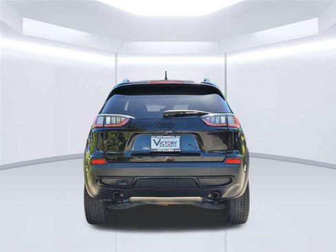 Used 2022 Jeep Cherokee Latitude AWD/4WD image 6