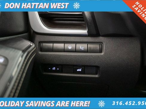 Used 2022 Nissan Rogue Platinum w/ Head-Up Display Package image 16