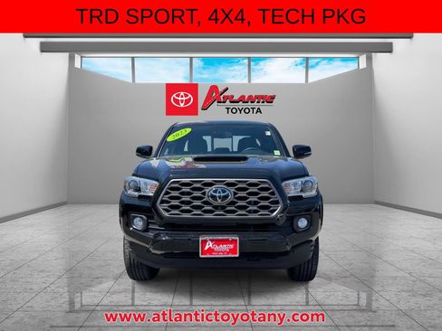 Used 2023 Toyota Tacoma TRD Sport w/ Advanced Technology Package AWD/4WD image 2