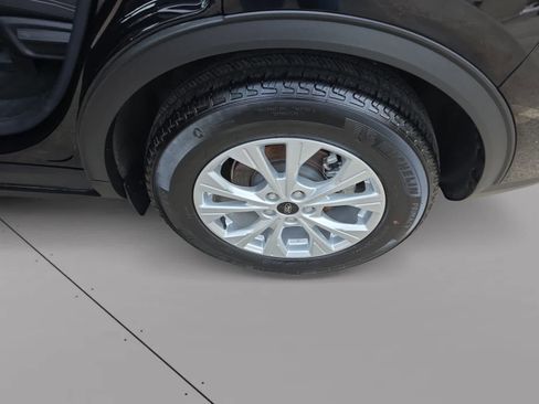 Used 2025 Ford Escape Active FWD image 19