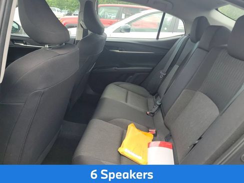Used 2025 Toyota Camry SE FWD image 8