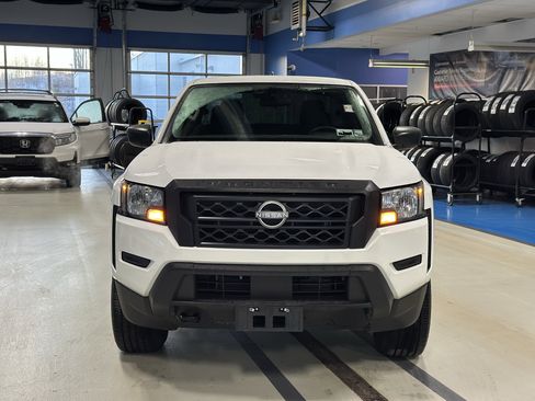 Used 2024 Nissan Frontier S image 2