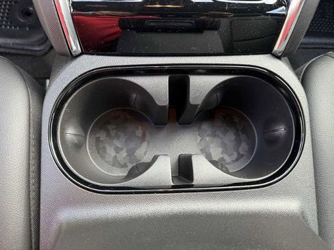 New 2026 GMC Canyon Elevation w/ Convenience Package image 12