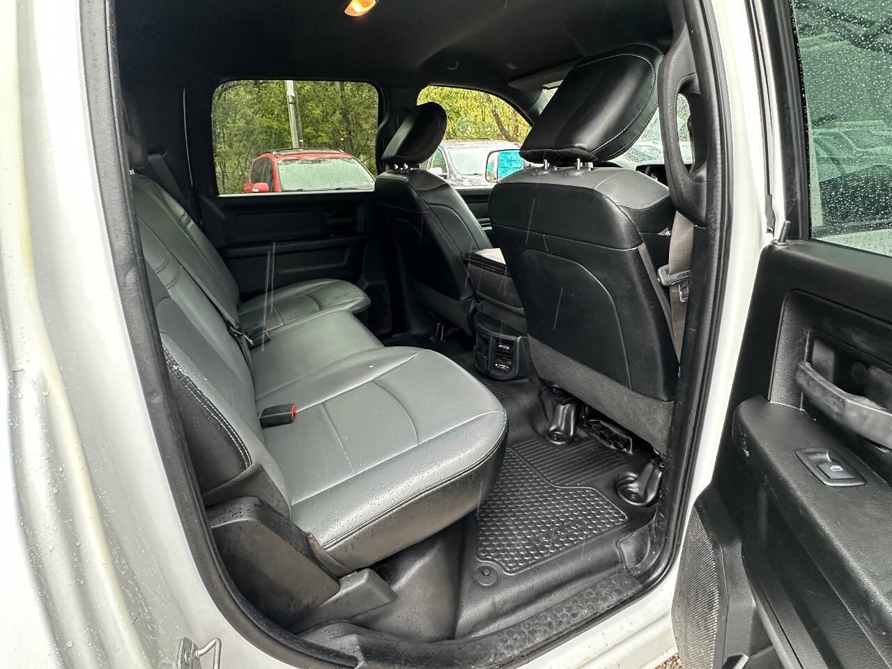 Used 2021 RAM 2500 Tradesman w/ Chrome Appearance Group RWD image 10