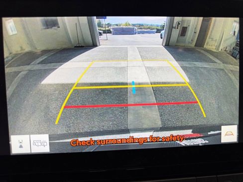 Used 2024 Toyota Grand Highlander AWD Hybrid image 31