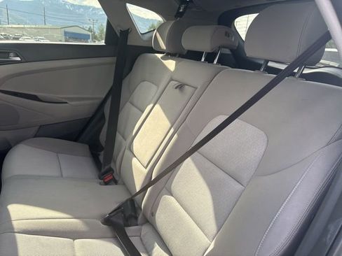 Used 2016 Hyundai Tucson Sport image 19