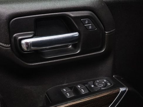 Used 2022 Chevrolet Silverado 1500 LT AWD/4WD image 21