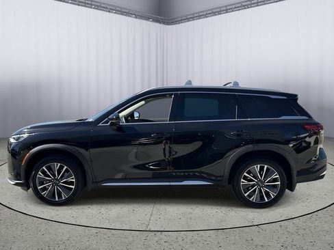 Certified 2026 INFINITI QX60 Luxe w/ Cargo Package AWD/4WD image 3