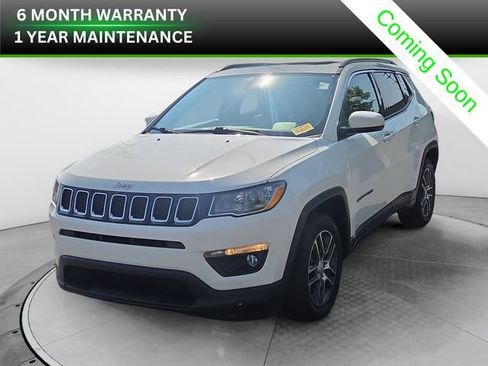 Used 2018 Jeep Compass Latitude w/ Popular Equipment Group FWD image 1