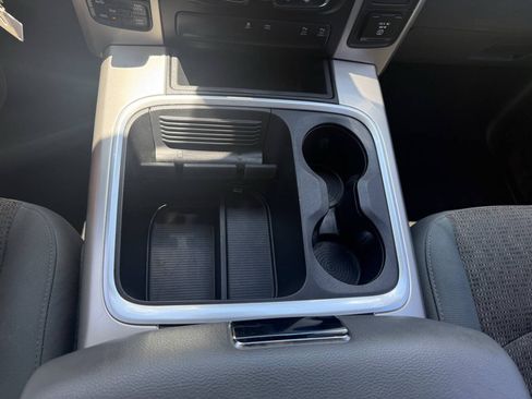 Used 2017 RAM 1500 Lone Star AWD/4WD image 9