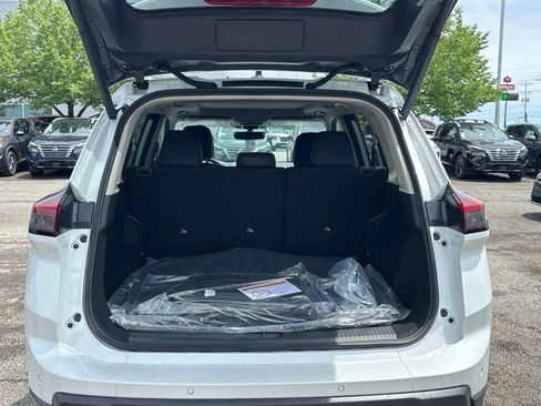 New 2026 Nissan Rogue SV FWD image 13