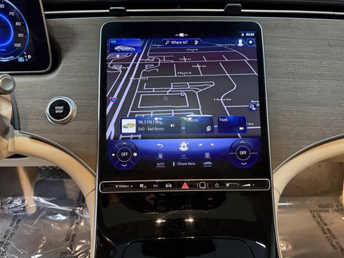 Used 2023 Mercedes-Benz EQS 450+ Sedan image 32