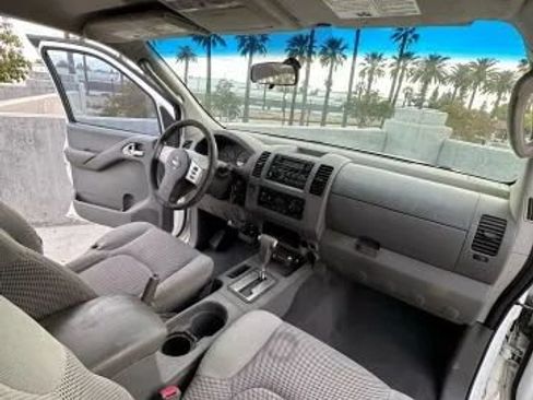 Used 2007 Nissan Frontier SE w/ SE Value Truck Pkg RWD image 16