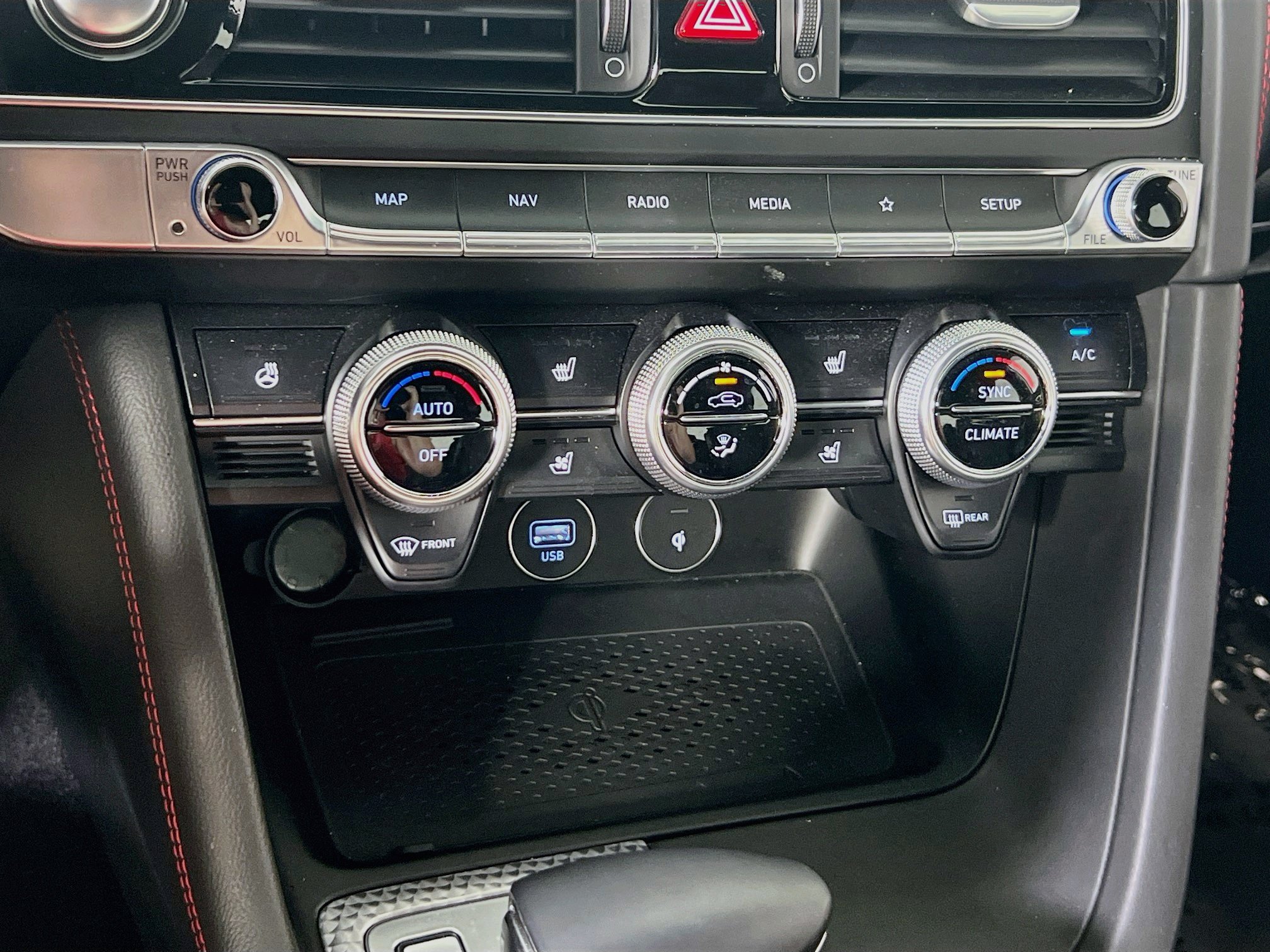 Used 2023 Genesis G70 2.0T w/ Sport Prestige Package AWD/4WD image 15
