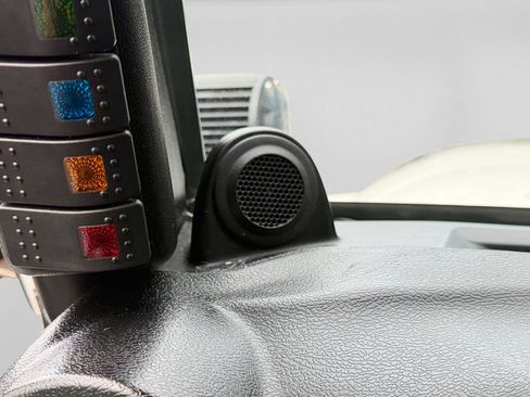 Used 2012 Jeep Wrangler Unlimited Sahara w/ Dual Top Group AWD/4WD image 27