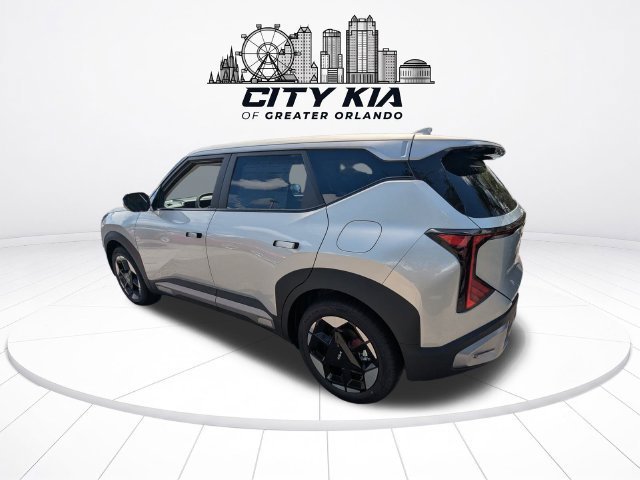 New 2027 Kia Seltos S FWD image 4