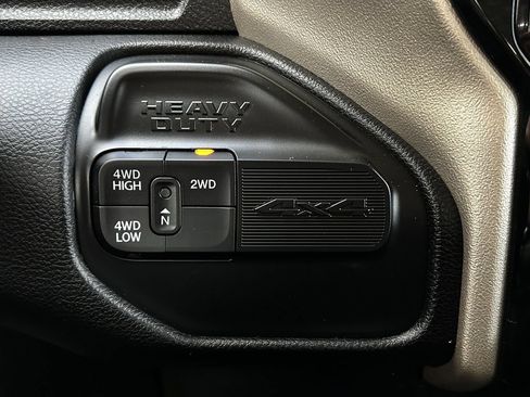 Used 2024 RAM 2500 Laramie w/ Safety Group AWD/4WD image 23