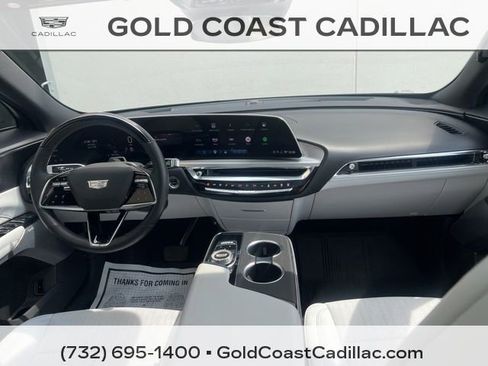 Used 2024 Cadillac Lyriq Sport image 9