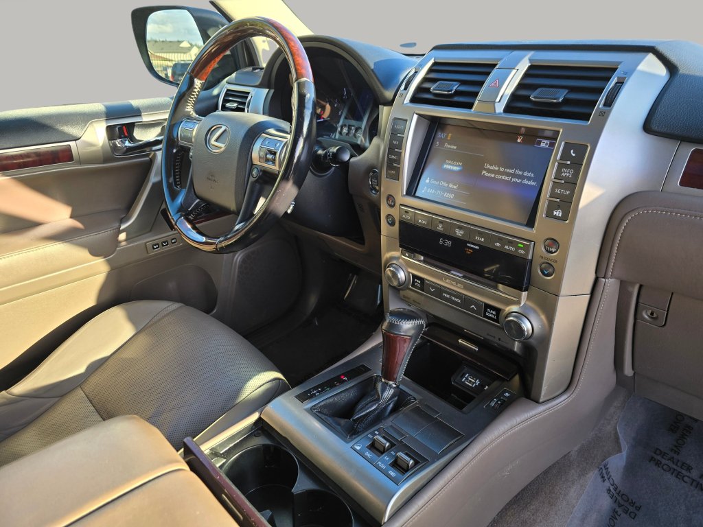 Used 2017 Lexus GX 460 Premium AWD/4WD image 32