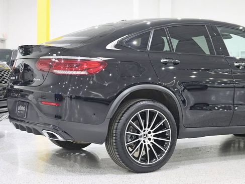 Used 2022 Mercedes-Benz GLC 300 4MATIC Coupe image 11