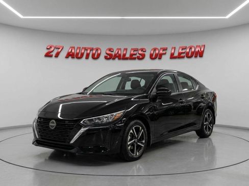 Used 2024 Nissan Sentra SV FWD image 3