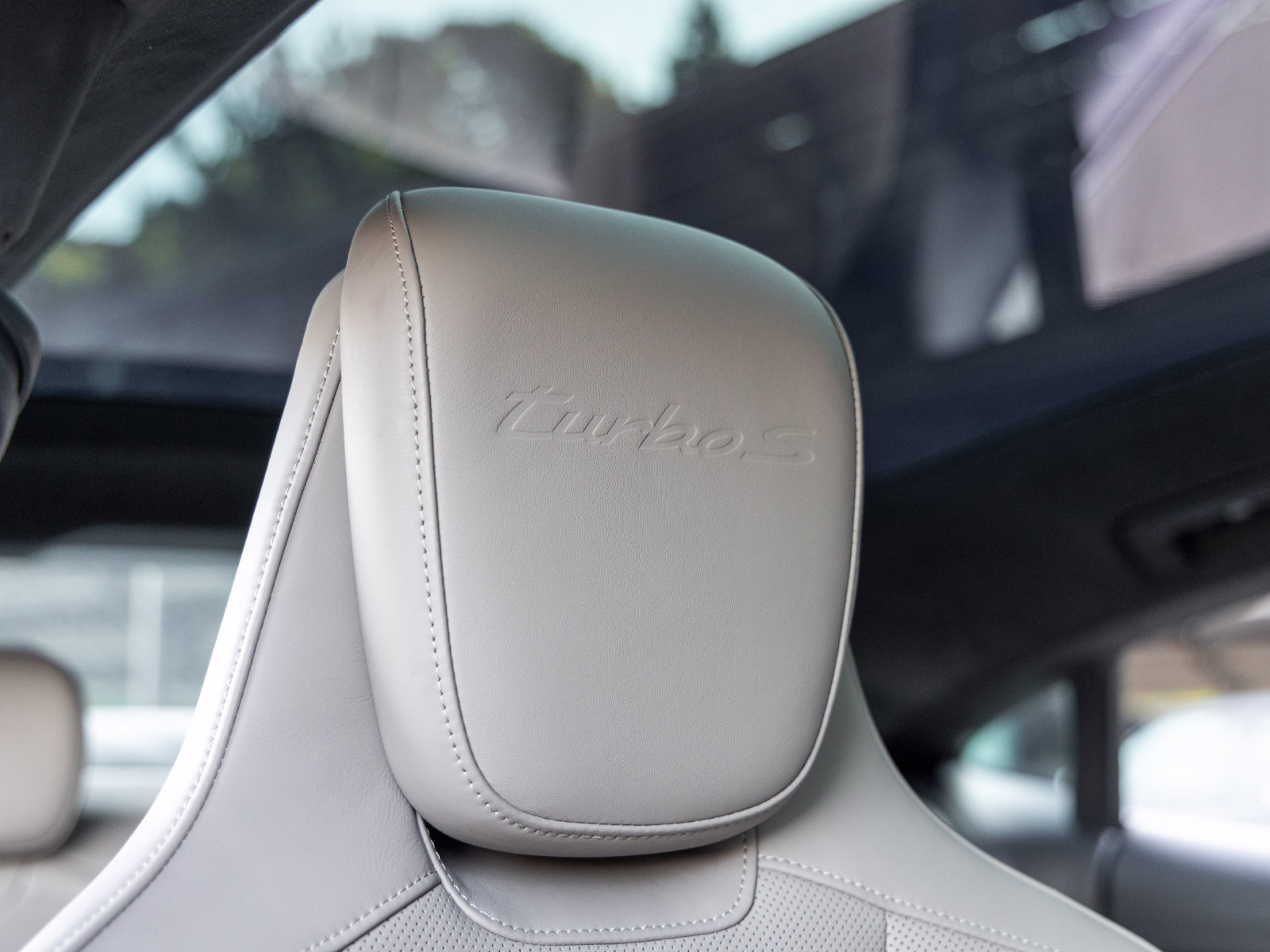 Certified 2021 Porsche Taycan Turbo S AWD/4WD image 62