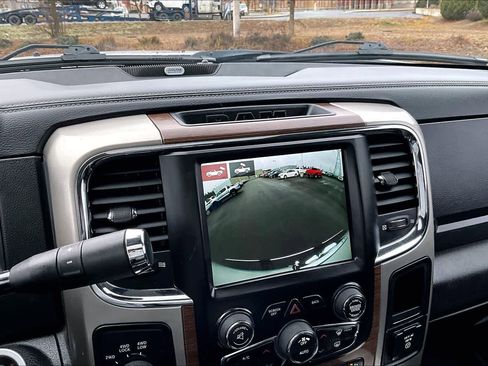 Used 2018 RAM 3500 Laramie image 27