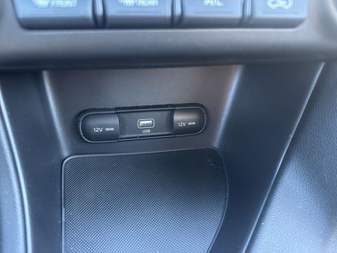 Used 2020 Kia Sportage S image 23