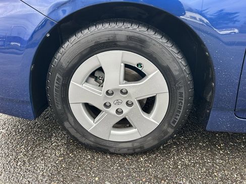 Used 2010 Toyota Prius Five image 25