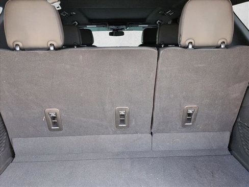 Used 2023 Chevrolet Tahoe Z71 w/ Luxury Package image 19