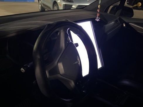 Used 2019 Tesla Model X Performance image 8