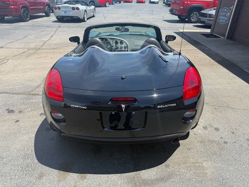 Used 2007 Pontiac Solstice Convertible w/ Premium Package RWD image 41