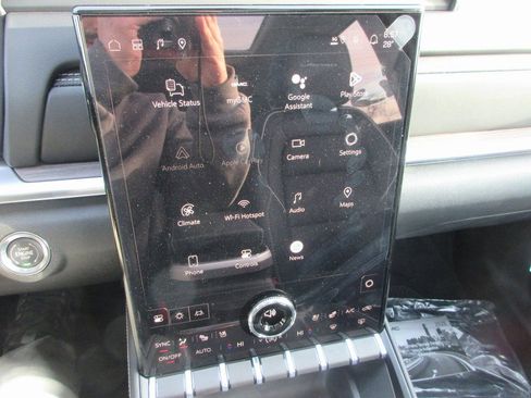 New 2026 GMC Terrain Denali image 17