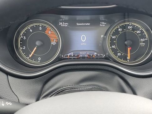 Used 2022 Jeep Cherokee Limited AWD/4WD image 21