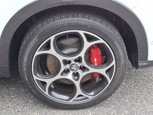 Used 2024 Alfa Romeo Tonale Veloce image 8