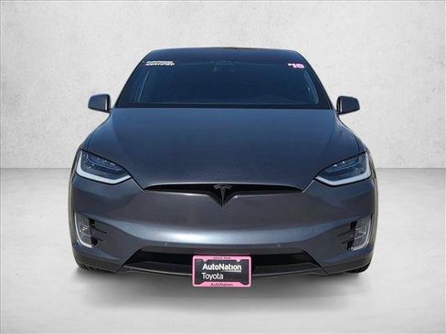 Used 2018 Tesla Model X 75D AWD/4WD image 2