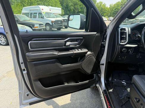 Used 2022 RAM 1500 Big Horn AWD/4WD image 29