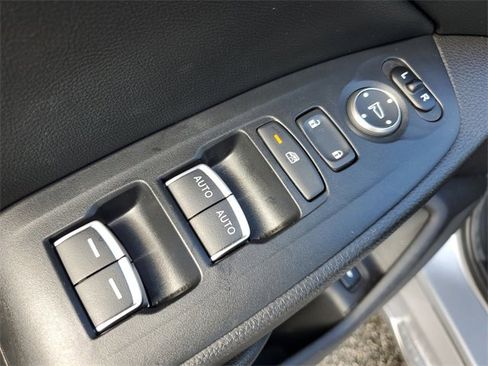 Certified 2020 Honda Accord EX image 10