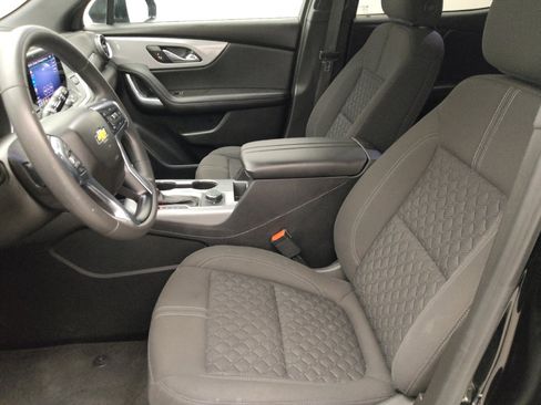 Used 2021 Chevrolet Blazer LT FWD image 17