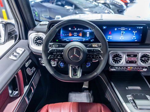Used 2025 Mercedes-Benz G 63 AMG 4MATIC image 46