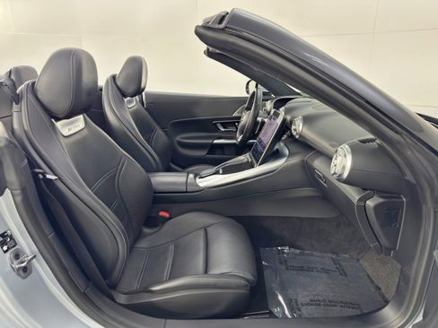 Used 2022 Mercedes-Benz SL 55 AMG AMG SL 55 w/ Driver Assist Pac image 15