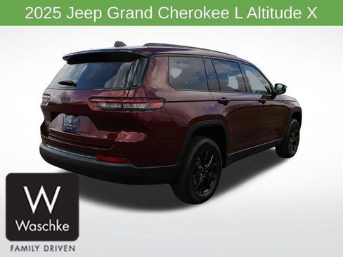 New 2025 Jeep Grand Cherokee L Altitude image 7