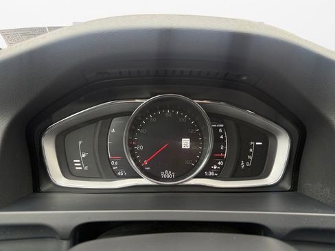 Used 2018 Volvo V60 T5 Dynamic w/ Vision Package image 14