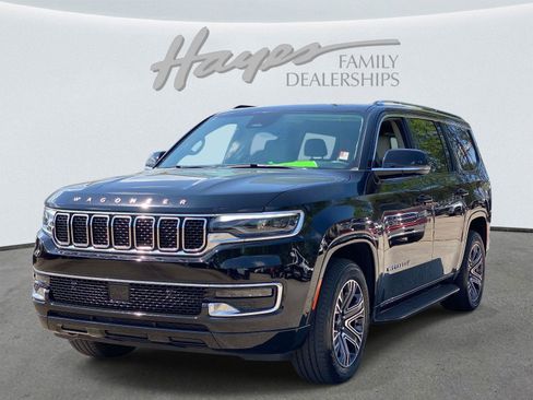 Certified 2024 Jeep Wagoneer 2WD w/ Premium Group I image 9
