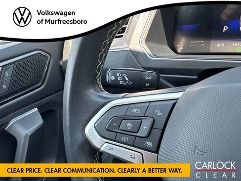 Used 2023 Volkswagen Tiguan SE w/ Panoramic Sunroof Package FWD image 20
