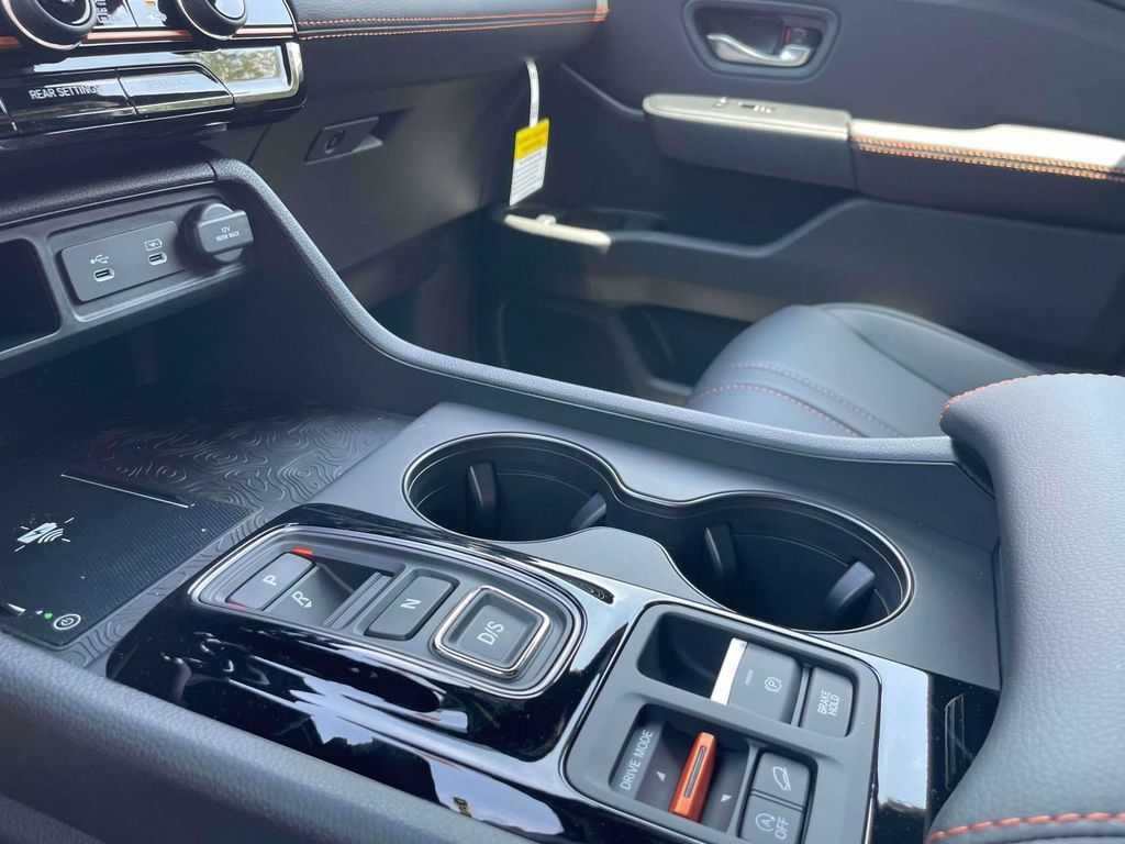 New 2026 Honda Pilot Sport image 29