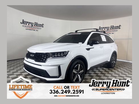 Used 2023 Kia Sorento S w/ Panoramic Sunroof Package FWD image 1